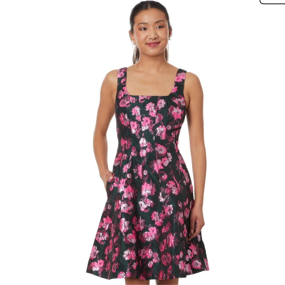 NWOT Lilly Pulitzer Leya Jacquard Dress in Evergreen Hibis Kiss Jacquard Size 4
